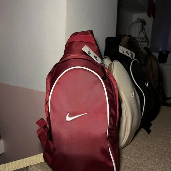 Nike one shoulder bag