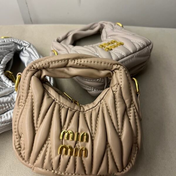 mini miu miu