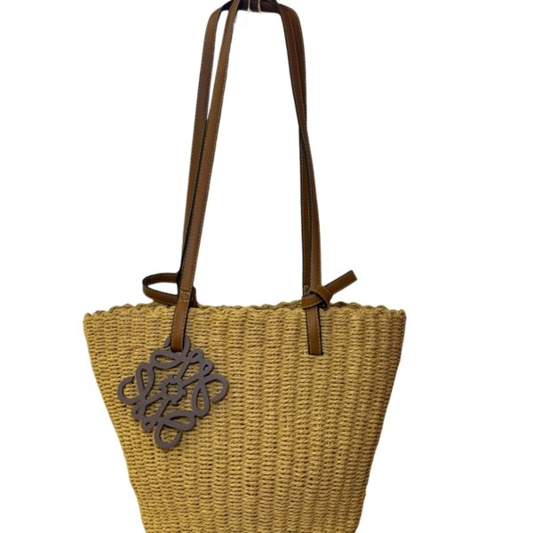 Sandy Shell Tote